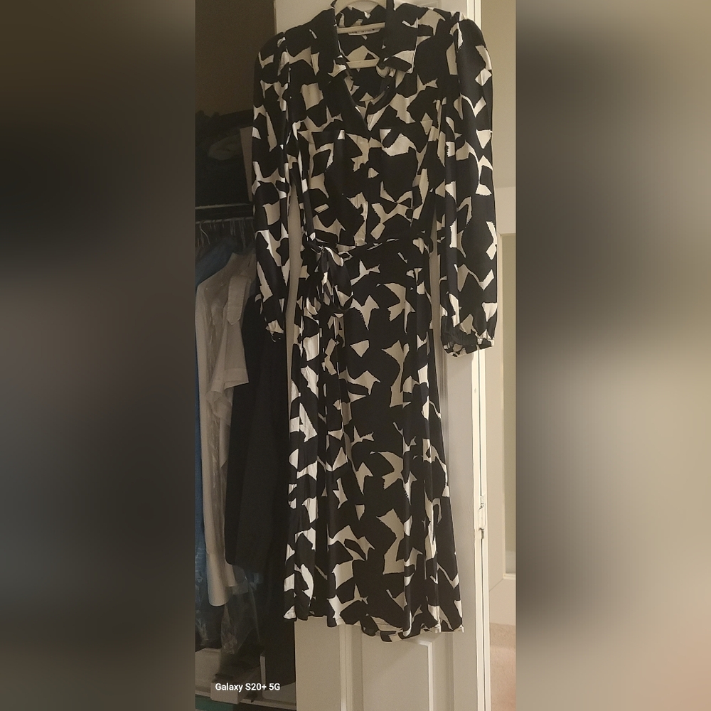 Zara Black and White Sheath Dress with Bishop Sleeves